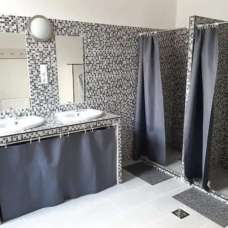 20 Bakancs Apartament Ostrzyhom